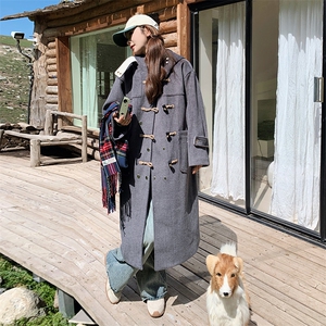 新款现货牛角扣呢子大衣女加厚宽松含羊毛20%1612P225控338图片