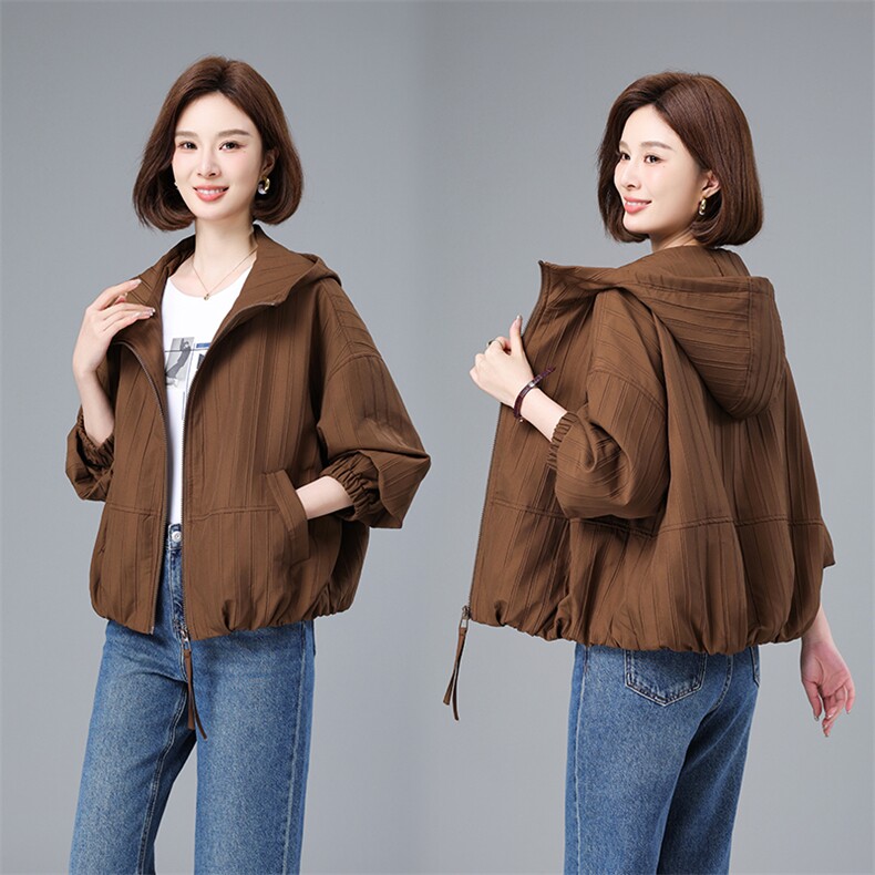 短款外套女2025新款大码宽松小个子妈妈薄款休闲夹克上衣，女装短外套，深水步