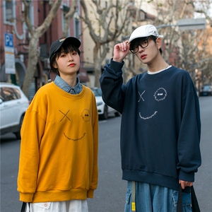 男装类目 2021春装新款情侣装笑脸刺绣套头卫衣宽松班服潮D67图片