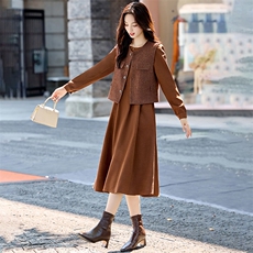 2025秋冬时尚格纹马甲气质优雅收腰显瘦休闲修身潮流连衣裙套裙，女装套装/套裙，香水丽阁