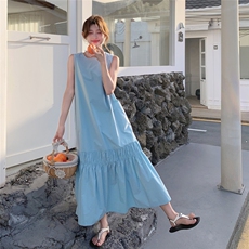 蓝色温柔风无袖连衣裙女夏新款法式今年流行洋气减龄显瘦背心裙，女装连衣裙，2C057