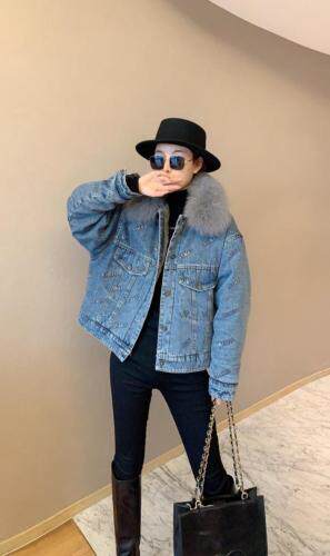 贴亮片款狐狸毛领短款派克服，女装，肆尔