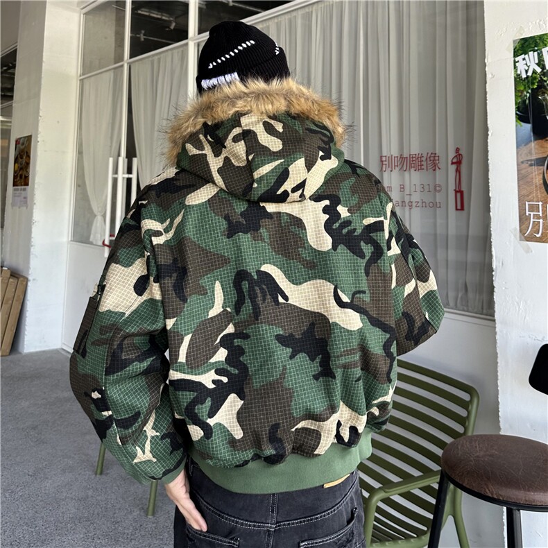 图两面穿座山雕外套男款毛领连帽工装迷彩棉服加绒羊羔毛棉服,男装棉衣,电商C307