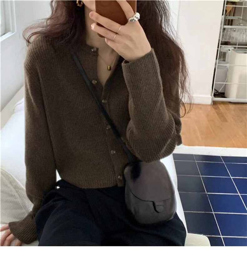 秋冬新款显瘦高级感保暖圆领抽条开衫女长袖针织衫外套,针织衫/毛衣,圣旺供货