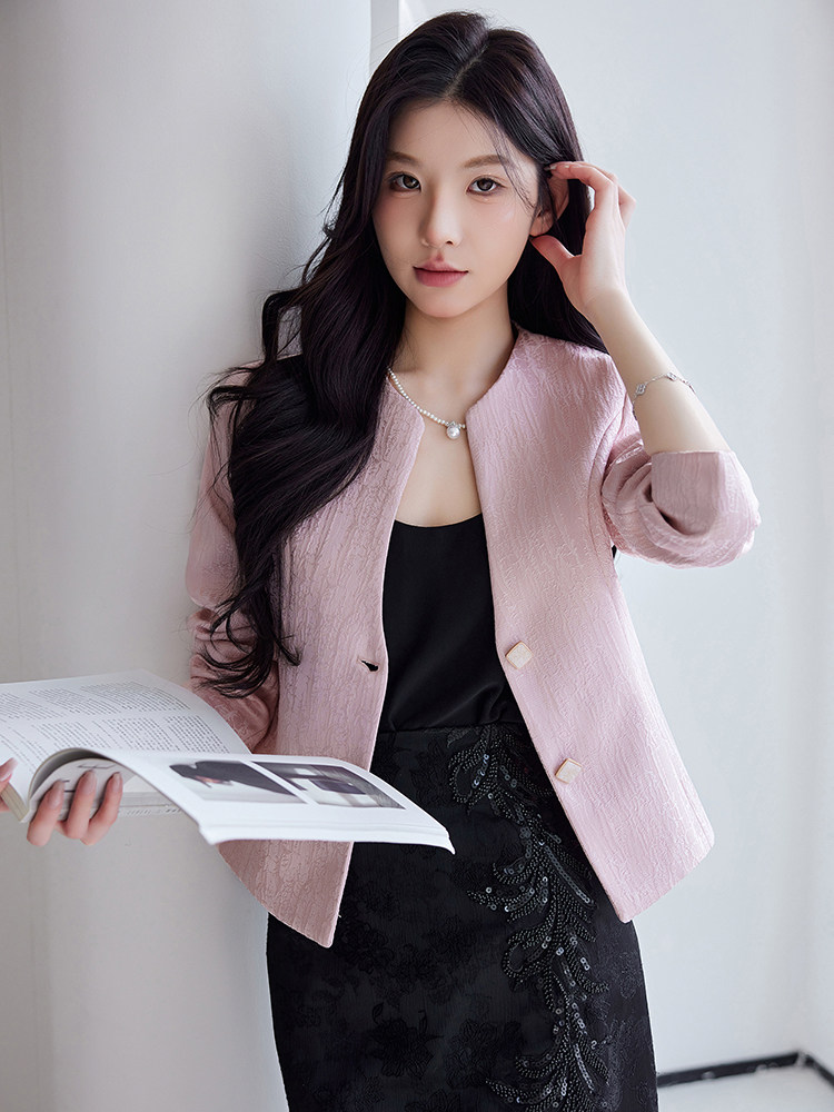 2025百搭香风小西装外搭女短款春秋新款时尚小个子长袖披肩小外套,女装短外套,婵米儿