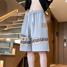 灰色