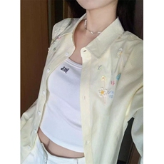 黄色