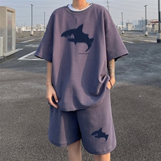 深灰色