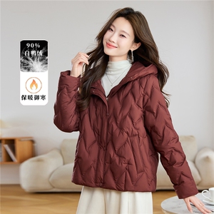 (现货）2025年冬季保暖短款连帽90白鸭绒羽绒，女装羽绒服，深妍伊美