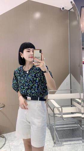 花小衫两个颜色ML，女装，欧诗尚