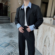 黑色