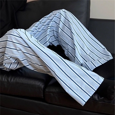 蓝色