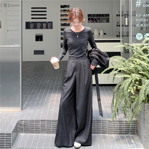 灰色小香风时尚套装女秋2025新款法式复古轻熟风宽松休闲裤三件套图片