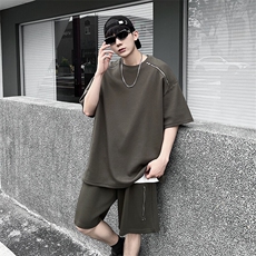 绿色