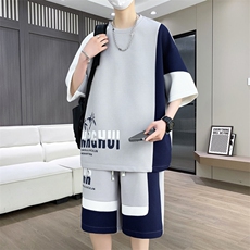 灰色