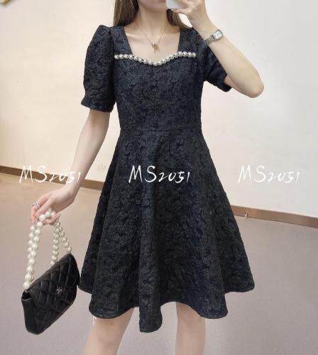 夏季新款连衣裙，女装连衣裙，米社