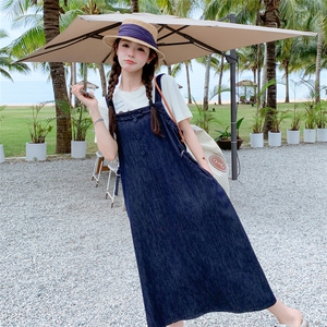 韩系高级感气质百搭显瘦牛仔背带连衣裙女夏季新款宽松休闲裙子图片