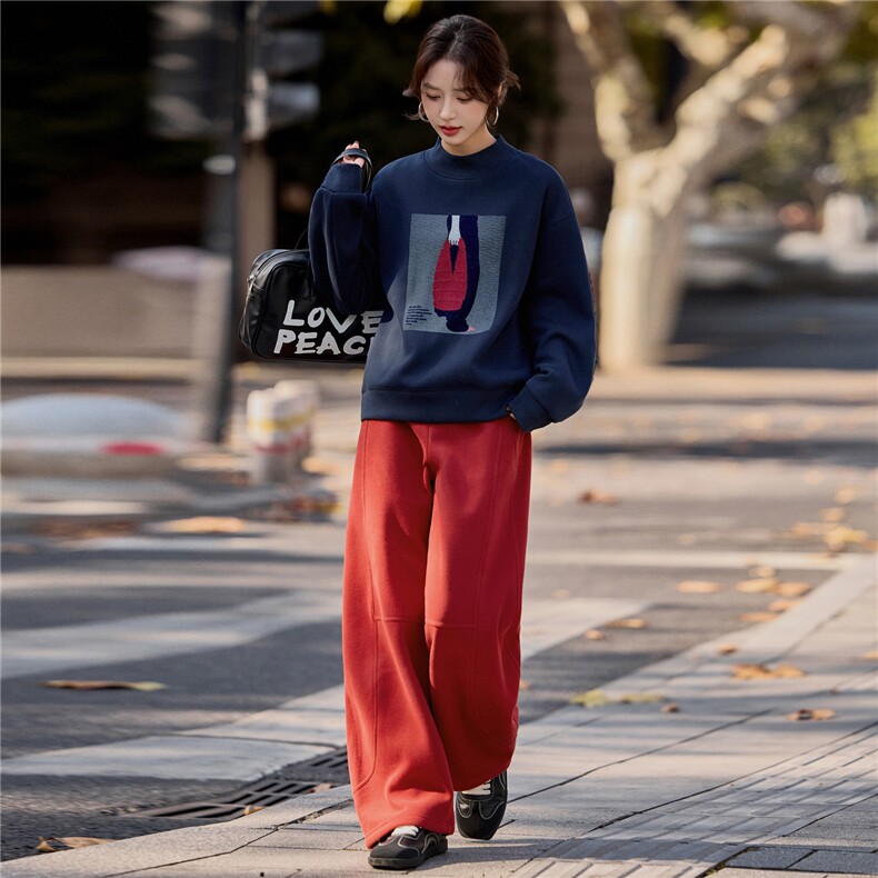 加绒卫衣套装女2026新款套头绣花圆领上衣直筒休闲百搭红色长裤,女装套装/套裙,梦懿尔