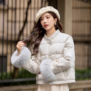 2025冬季新款新中式提花高端羽绒服图片