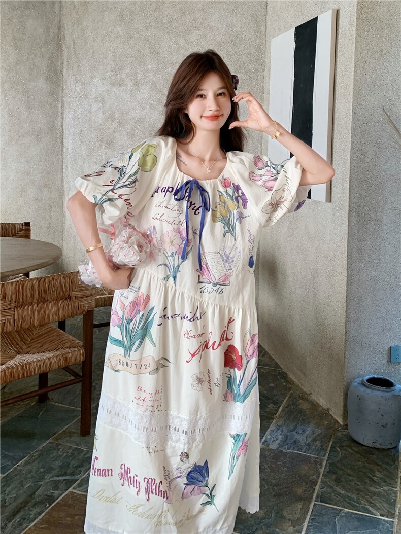 印花连衣裙女夏季2026新款韩系松弛感小众俏皮减龄涂鸦花卉中长裙,女装连衣裙,艾米莉亚
