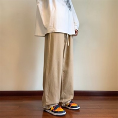 卡其色