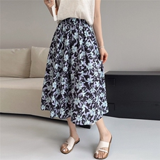 梦幻黑底紫蓝色碎花半身裙女夏季2025新款松紧腰全棉a字花苞裙子，女装半身裙，缘衣格