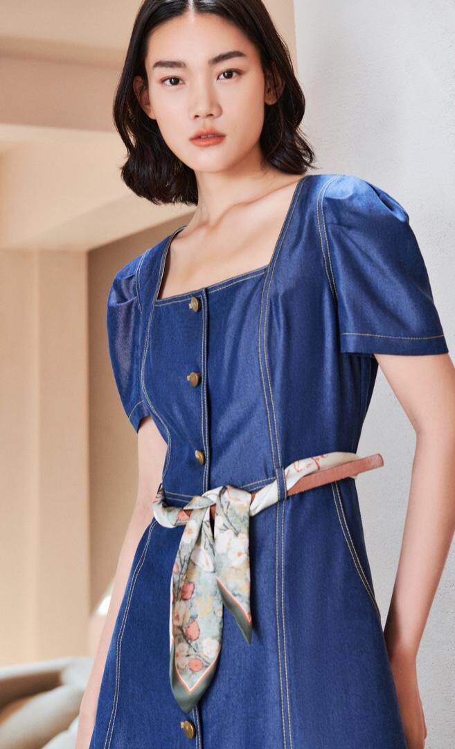 【现货】22夏季新款牛仔修身连衣裙，女装连衣裙，"JINI PIUS及加"