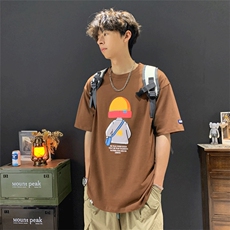 浅棕色