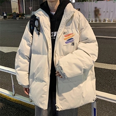 米白色