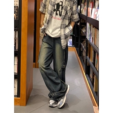 蓝色