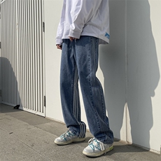 浅蓝色