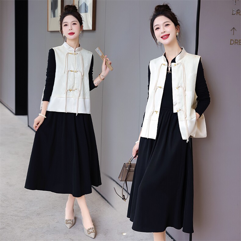 现货新中式套裙女2024年春季新款提花复古盘扣马甲连衣裙两件套，女装套装/套裙，时尚俏佳人