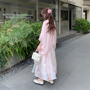 《现货26夏上新》吊带蕾丝刺绣重工仙女裙防晒仙气飘飘外披两件套图片