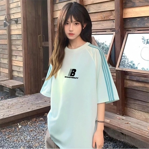 抖音得物品质二开240克宽松纯棉美式潮牌印花三条杠中性风短袖T恤图片