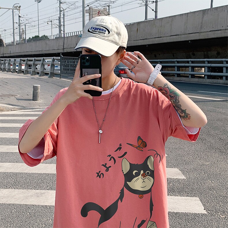 2023夏新厦门外景宽松印花猫戏蝶休闲大码男纯短袖T恤T004-P23,男装T恤,电商A001