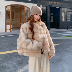 现货210-7702-P185-K268水貂立领皮毛一体外套女士，女装羊羔毛/颗粒绒，韩蜜菓