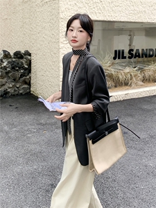 210-3278-P155-K228高级松弛感休闲条纹飘带西装外套2025年秋季图片