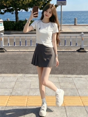 高级感休闲运动套装女夏新款撞色拼接圆领短袖上衣百褶裤裙两件套，女装套装/套裙，江南