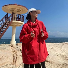 红色