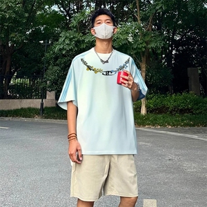 抖音得物品质二开240克宽松纯棉美式潮牌印花三条杠中性风短袖T恤图片