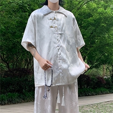 白色上衣