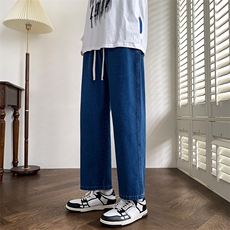 深蓝色
