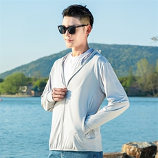 男款浅灰色
