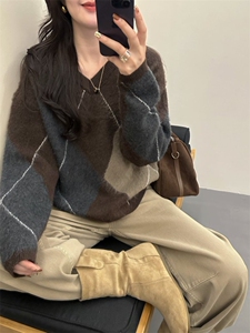 2025年秋季常规时尚百搭通勤简约休闲小V领菱形格，女装针织衫/毛衣，臻纶羊绒