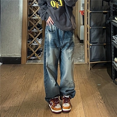 蓝色
