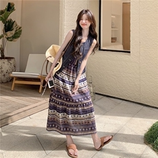 高级感牛仔马甲套装女夏新款洋气显瘦减龄超好看吊带连衣裙两件套，女装套装/套裙，2C201