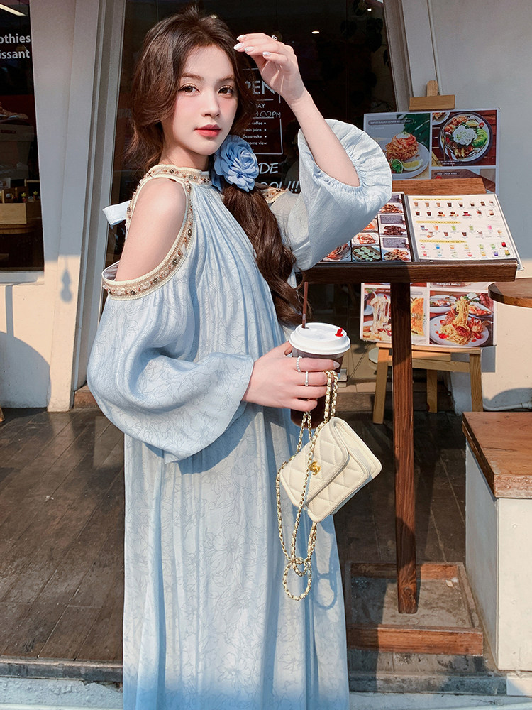 浅蓝色挂脖初恋连衣裙女2025夏季新款法式海边温柔度假风露肩长裙,女装连衣裙,浙宝305