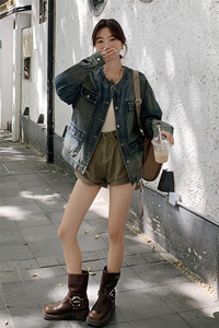 时尚水洗牛仔外套女秋季新款休闲宽松显瘦夹克图片