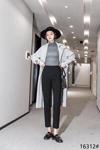 ? # 小西裤
一条顺直挺括休闲图片