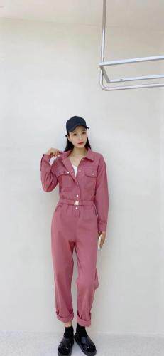 秋装新款连体裤，女装连体裤，吸引力